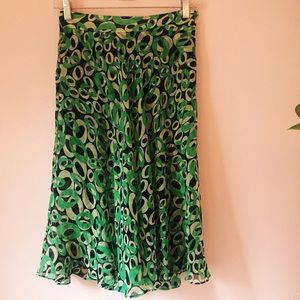 Authentic & Classy Diane von Furstenberg Skirt ✨